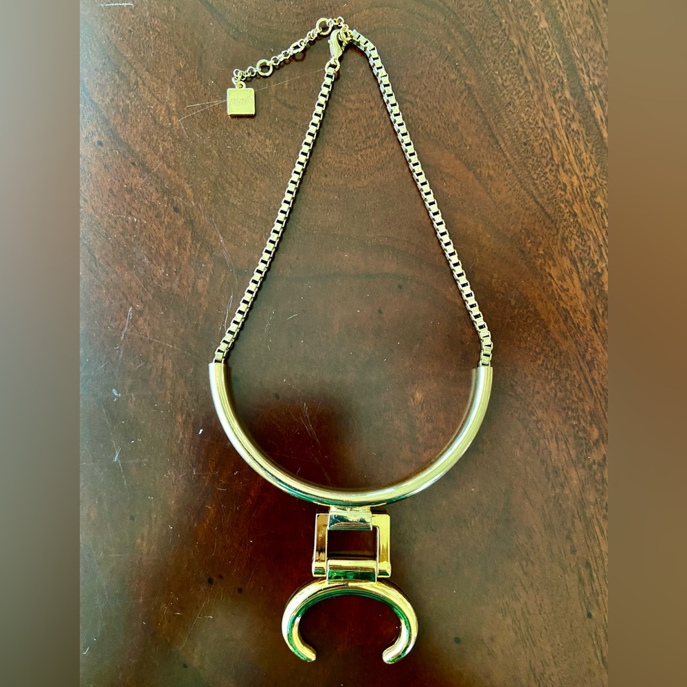 Zenzii Gold Tone 17”&Pendant 2,5” Necklace with Box Chain Style Geometric Design